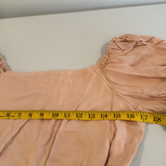 1 State Square Neck Crop Bubble Top. Size S - Picture 8 of 9